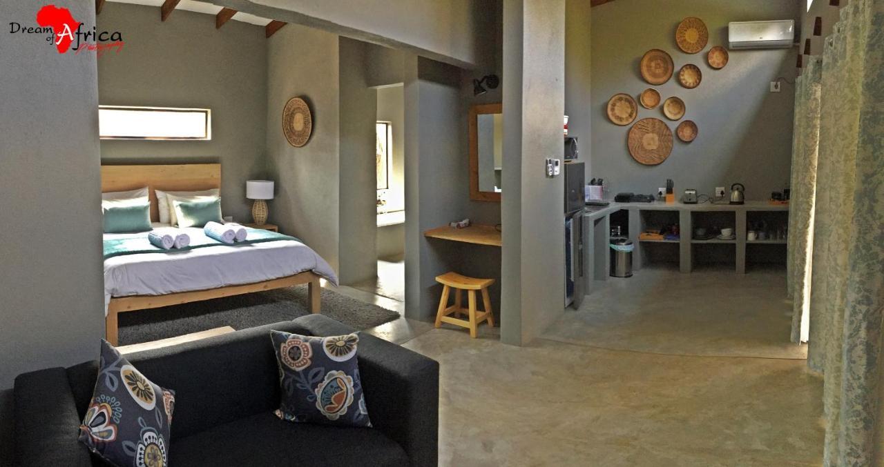 Dream Of Africa Bush Lodge Марлот-Парк Экстерьер фото